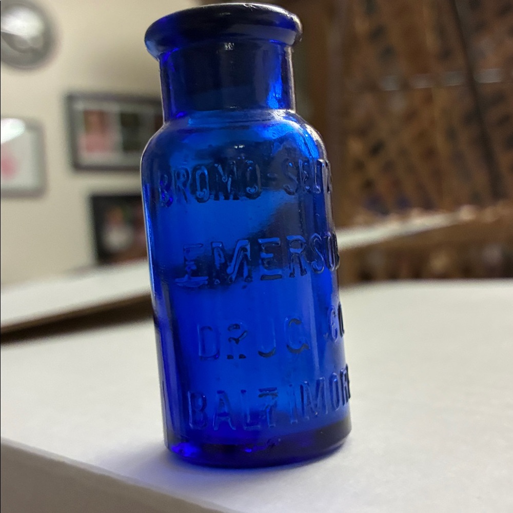 Bromo-Seltzer Emerson Drug Co. Vintage Medicine Bottle Cobalt Blue #17 Baltimore